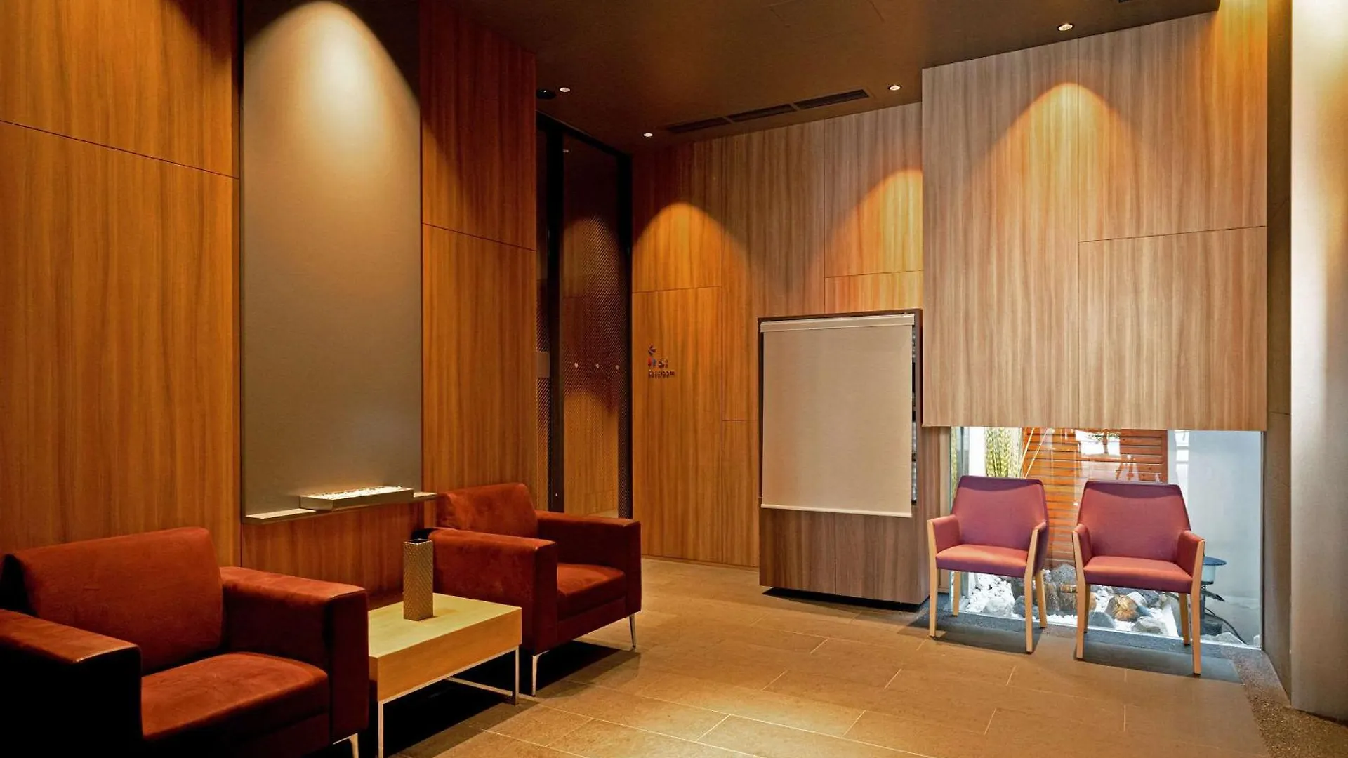 Comfort Inn Fukuoka Tenjin